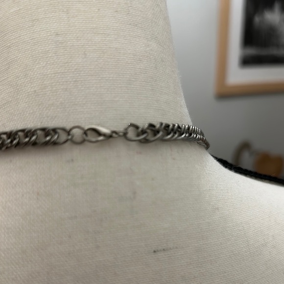Elegant Silver Chain Necklace - Picture 4 of 5